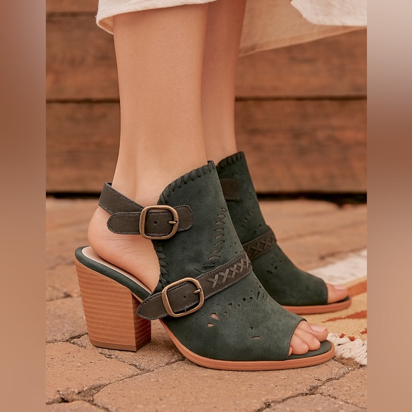 Geewaw/ Anthropologie Suede Leather Heeled Sandals – Size 7.5 - Picture 1 of 12